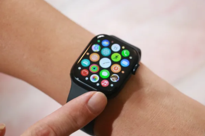 ساعة Apple Watch Pro قد تأتي بتصميم مختلف تمامًا