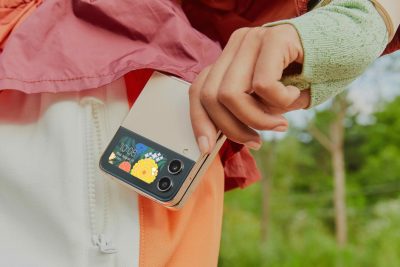 سامسونج تكشف النقاب عن هاتف Galaxy Z Flip4 بسعر يبدأ من 999 دولار